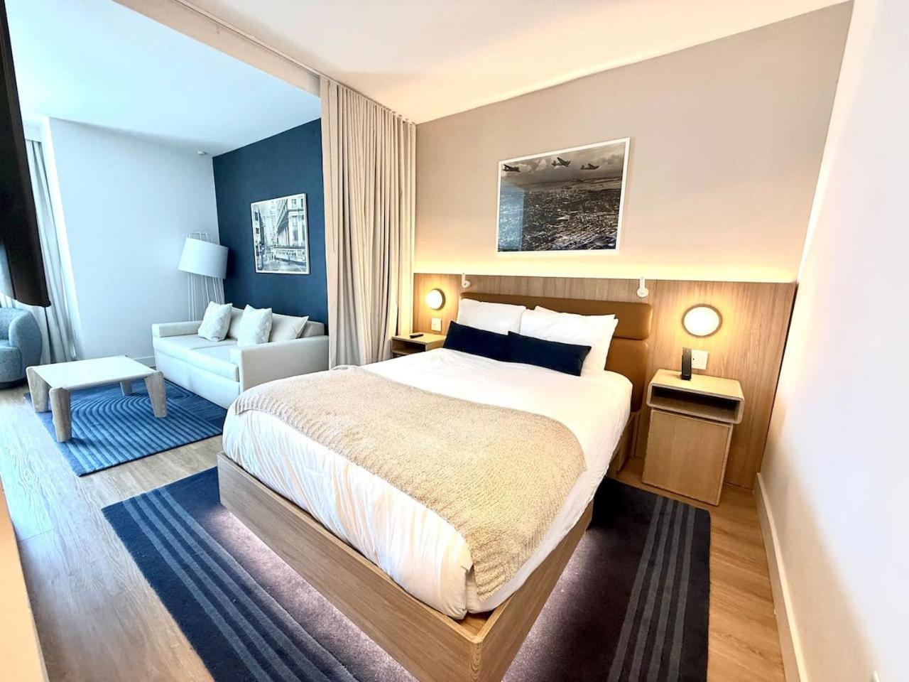 2 Bedroom Stylish Downtown Pool Gym Apartment Miami